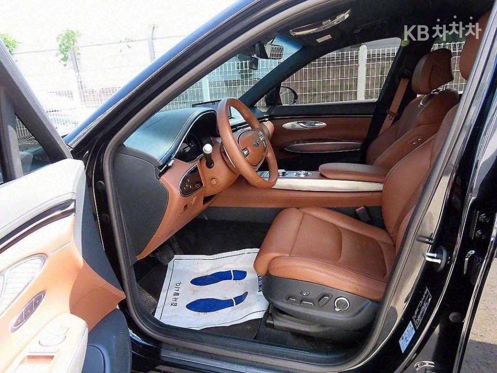 Дженезис GV70Дизел 2.2 AWD - 5