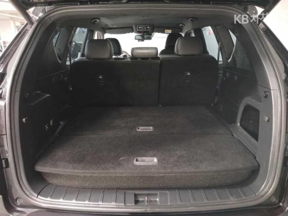KG Mobility All New Rexton2.2 4WD 더 블랙 - 18
