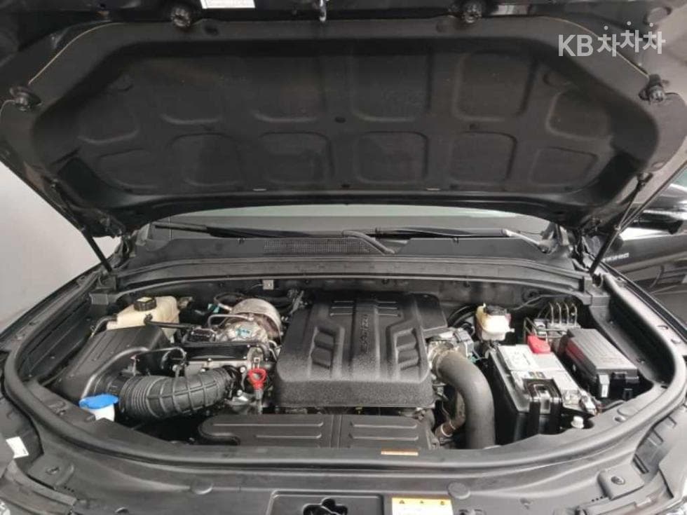 KG Mobility All New Rexton2.2 4WD 더 블랙 - 19