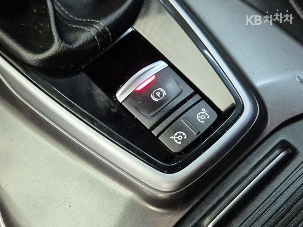 Рено Корея Нов QM62.0 LPe 2WD LE Signature - 15