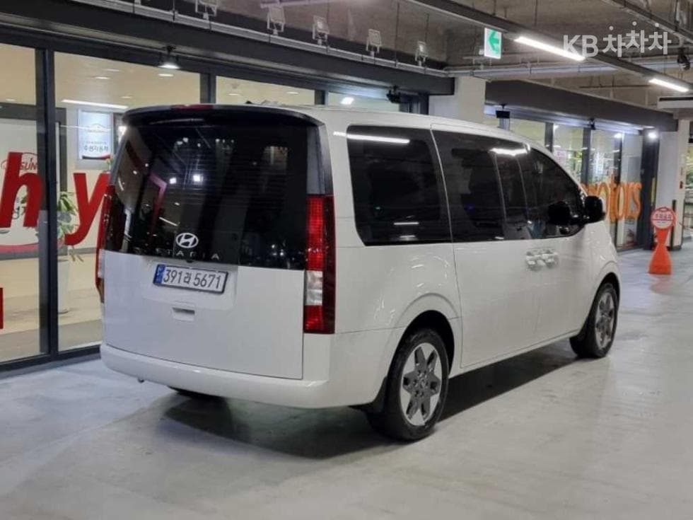 Hyundai Staria 하이브이드1.6 Turbo Gasoline Tourer 9-seater Modern - 4