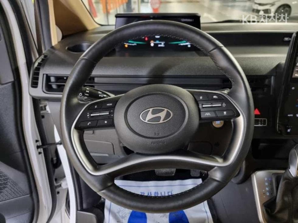 Hyundai Staria 하이브이드1.6 Turbo Gasoline Tourer 9-seater Modern - 8