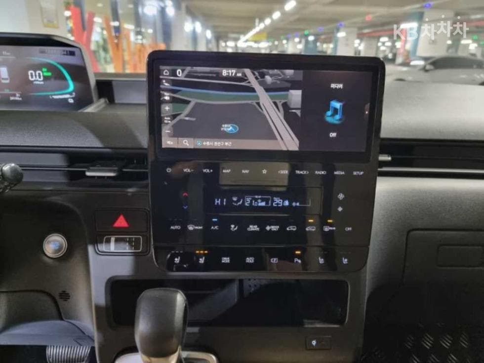 Hyundai Staria 하이브이드1.6 Turbo Gasoline Tourer 9-seater Modern - 9