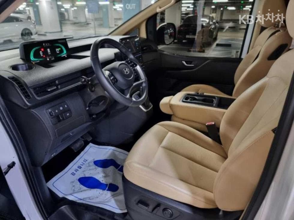 Hyundai Staria 하이브이드1.6 Turbo Gasoline Tourer 9-seater Modern - 13