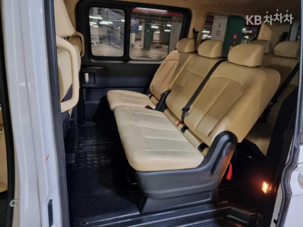 Hyundai Staria 하이브이드1.6 Turbo Gasoline Tourer 9-seater Modern - 15