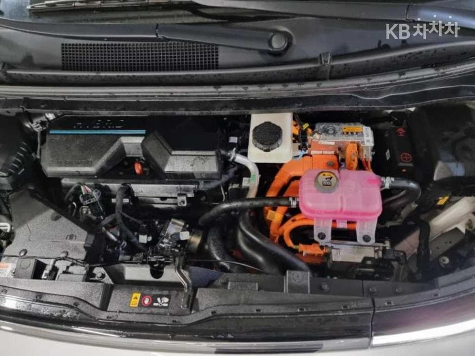 Hyundai Staria 하이브이드1.6 Turbo Gasoline Tourer 9-seater Modern - 20