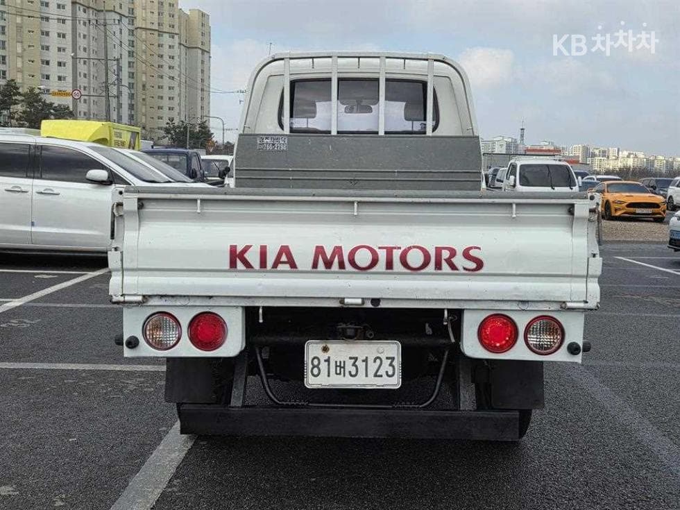 Киа Бонго 3 (лек)4x4 장축 Королевска кабина GX - 4