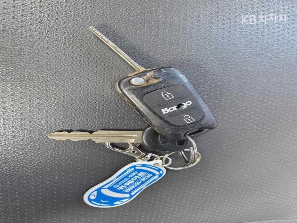 Киа Бонго 3 (лек)4x4 장축 Королевска кабина GX - 13