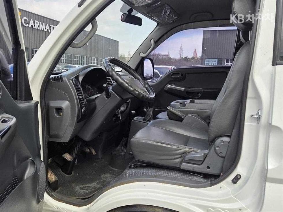 Киа Бонго 3 (лек)4x4 장축 Королевска кабина GX - 15