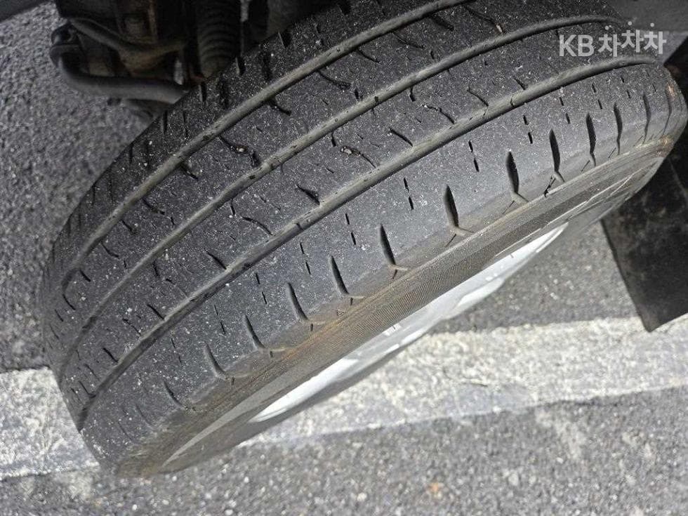 Киа Бонго 3 (лек)4x4 장축 Королевска кабина GX - 17