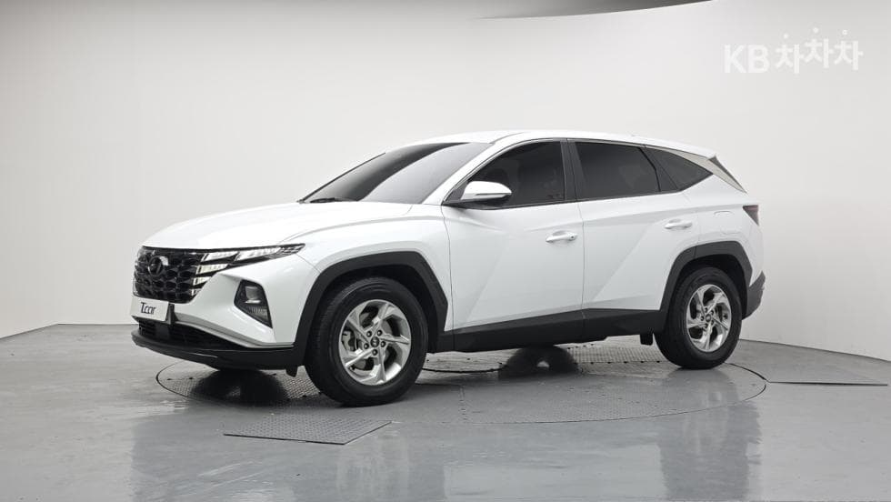 Hyundai The All New Tucson(NX (Lexus SUV)4) Diesel 2.0 2WD Modern - Image 1