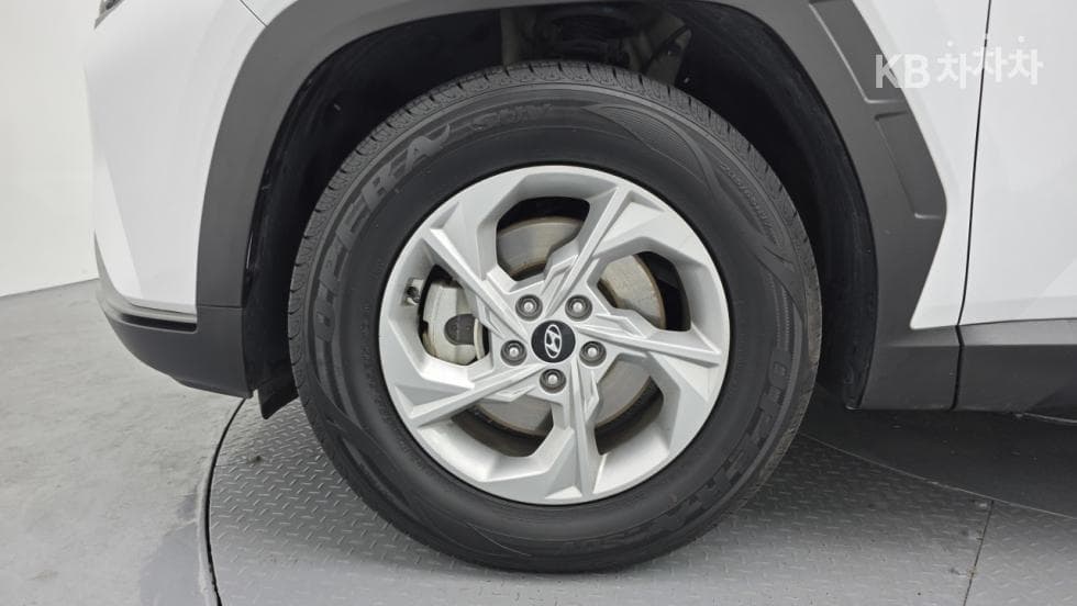 Hyundai The All New Tucson(NX (Lexus SUV)4)Diesel 2.0 2WD Modern - 6