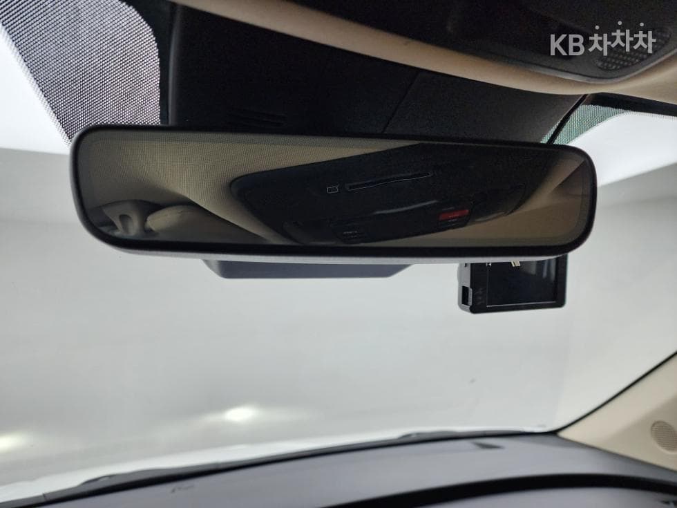 Kia Carnival 4th generationD2.2 9-seater Noblesse - 11