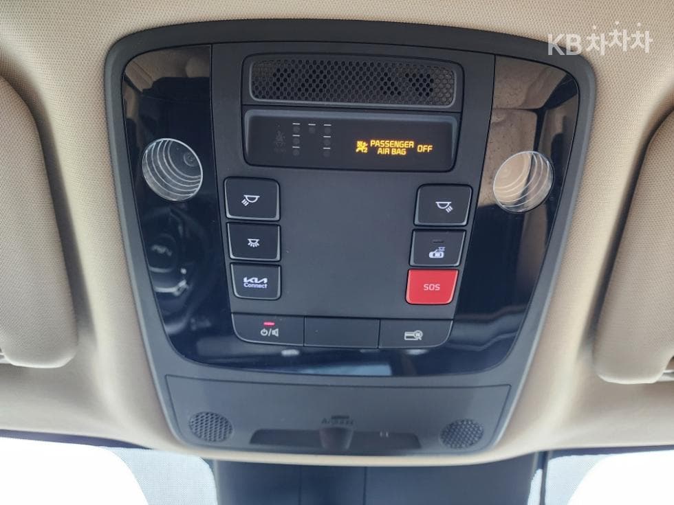 Kia Carnival 4th generationD2.2 9-seater Noblesse - 12