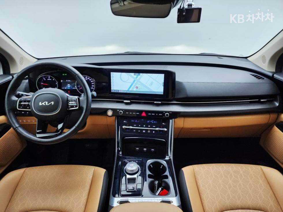 Kia Carnival 4th generationD2.2 9-seater Noblesse - 25