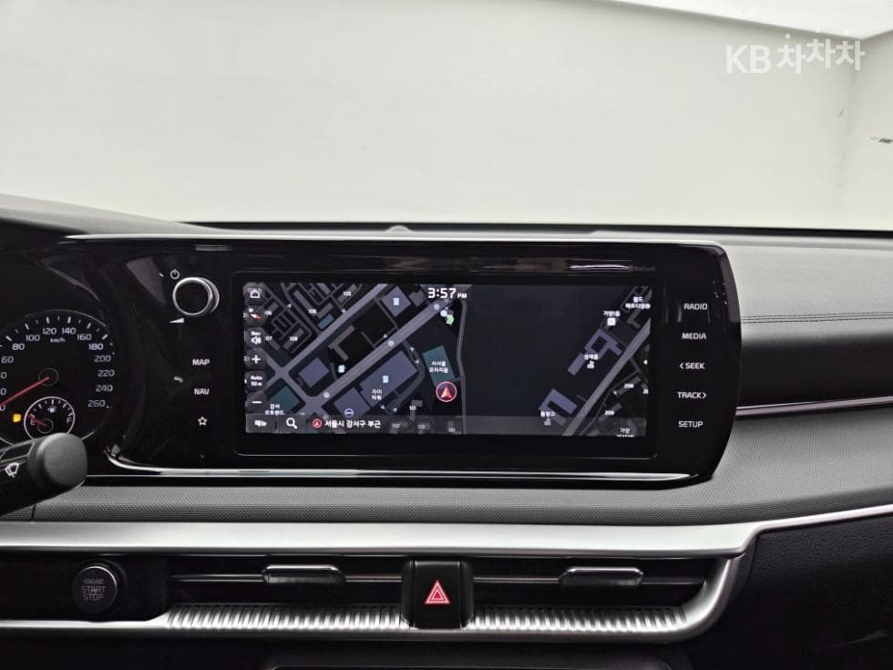 Kia K5 3rd Gen2.0 Gasoline Prestige - 11