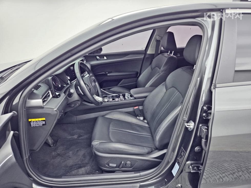 Kia K5 3rd Gen2.0 Gasoline Prestige - 16