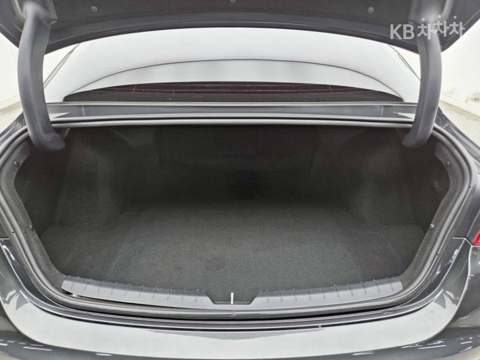 Kia K5 3rd Gen2.0 Gasoline Prestige - 20