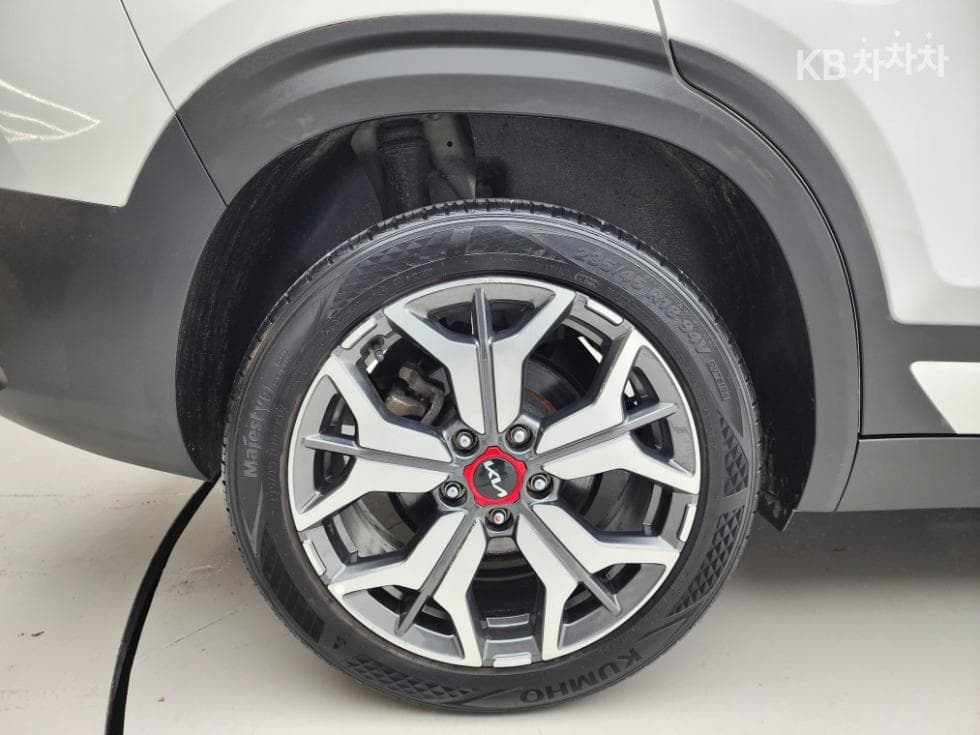 Kia Seltos1.6 Gasoline Turbo 2WD Signature - 26