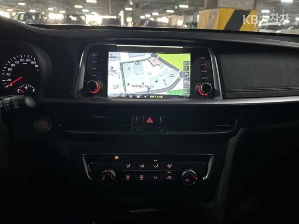 Киа The New (фейслифт) K5 Второ поколение1.7 Дизел Престиж - 12