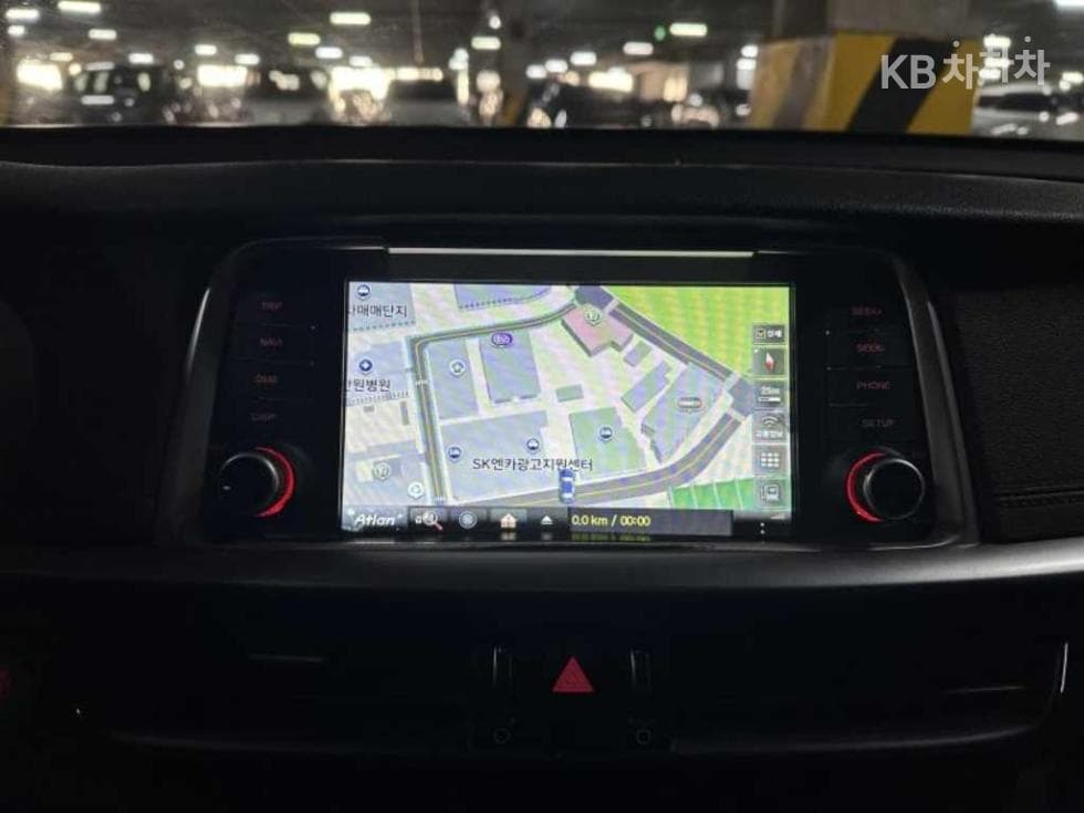 Киа The New (фейслифт) K5 Второ поколение1.7 Дизел Престиж - 13