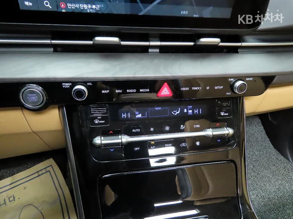 Киа Канивал 4-то поколениеD2.2 9-местен Signature - 9