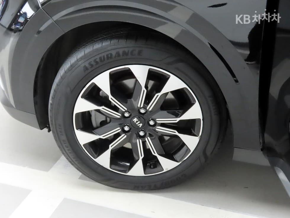 Киа Канивал 4-то поколениеD2.2 9-местен Signature - 19