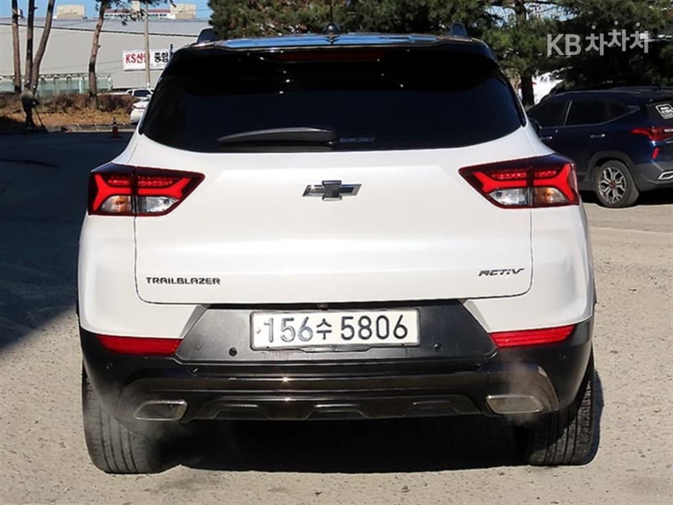 GM Korea Trailblazer1.35 Gasoline 2WD ACTIV - 4