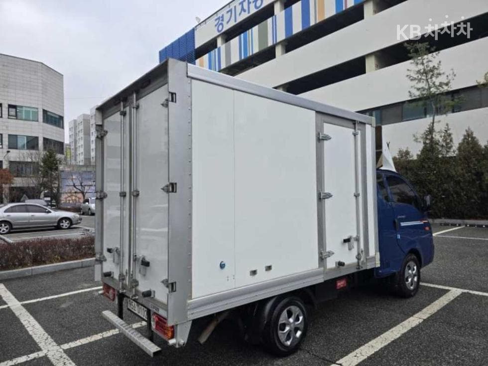 Хюндай Porter 2Удължено междуосие 하이Box Truck Super Cab SUP - 5
