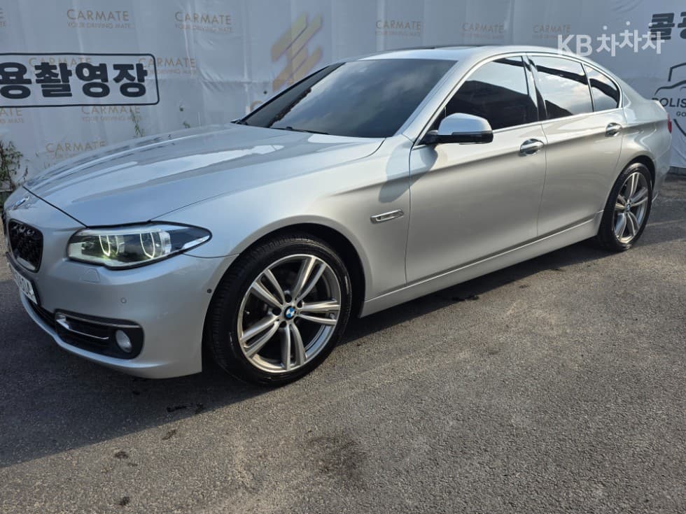 BMW New5 Series 528i xDrive Luxury Standard - Image 1