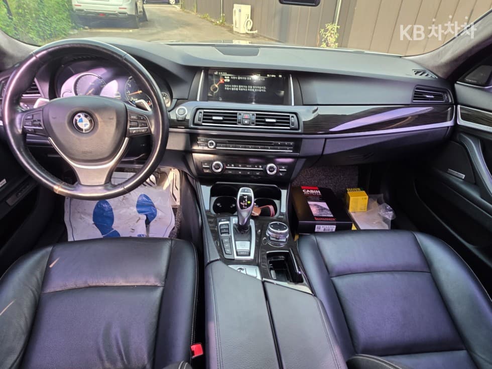 BMW New5 Series528i xDrive Luxury Standard - 8