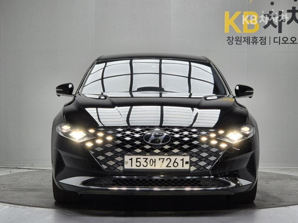 Hyundai The New (facelift) Grandeur (Azera)2.5 Exclusive - 2