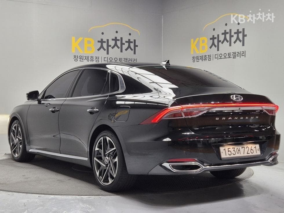 Hyundai The New (facelift) Grandeur (Azera)2.5 Exclusive - 5