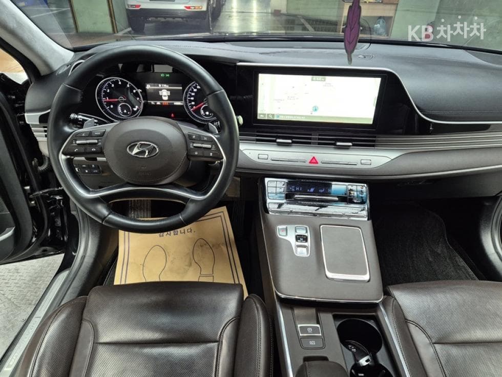 Hyundai The New (facelift) Grandeur (Azera)2.5 Exclusive - 8