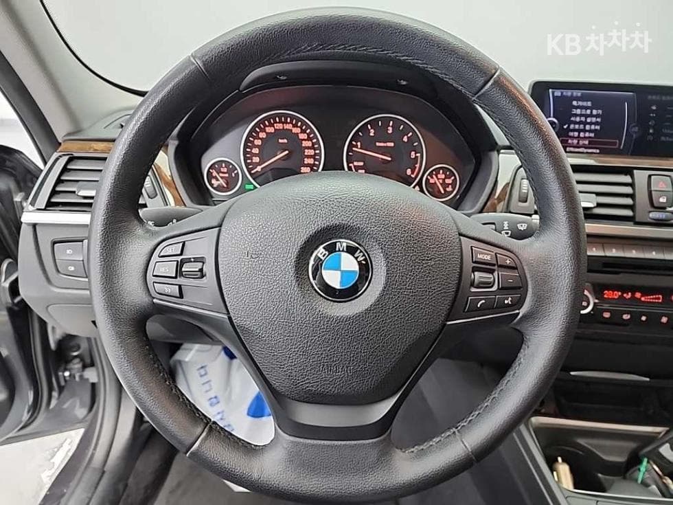 BMW Нов3 Серия320d F30 - 9