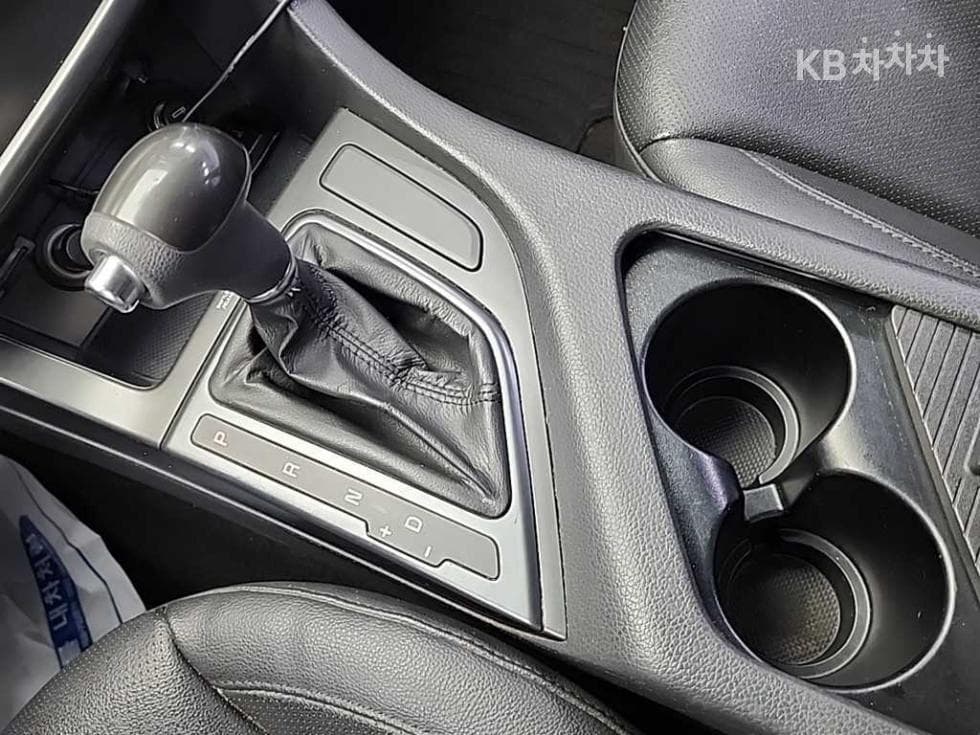 Киа The New (фейслифт) K5LPI Deluxe Стандартен - 8