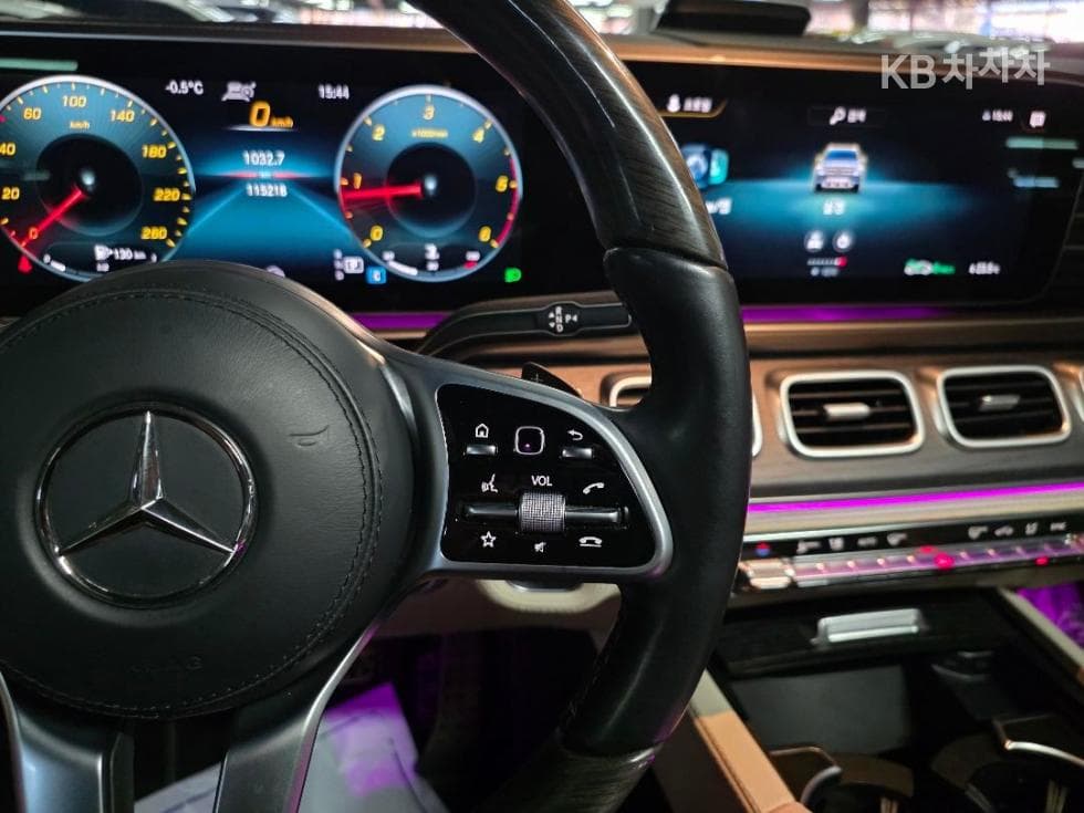 Mercedes-Benz GLS (X167)GLS400d 4Matic Standard - 26