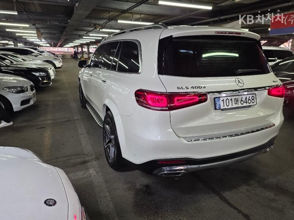 Mercedes-Benz GLS (X167)GLS400d 4Matic Standard - 28