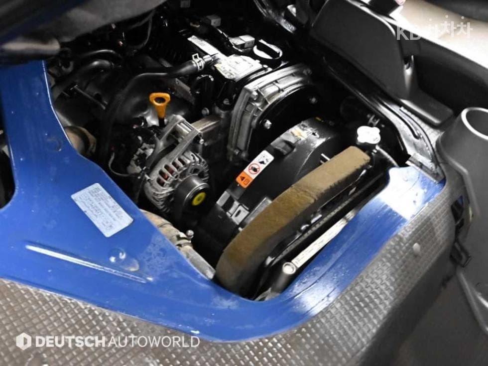 Hyundai Porter 2Extra Long Double Cab CRDi Premium - 6