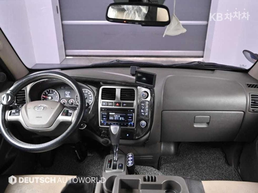 Hyundai Porter 2Extra Long Double Cab CRDi Premium - 7
