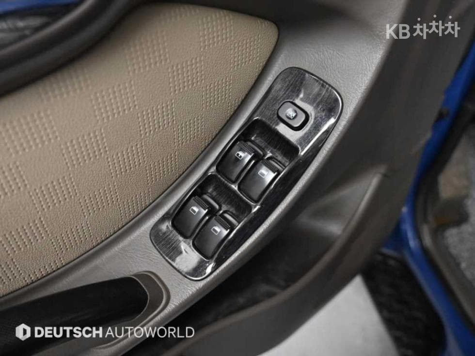 Hyundai Porter 2Extra Long Double Cab CRDi Premium - 16