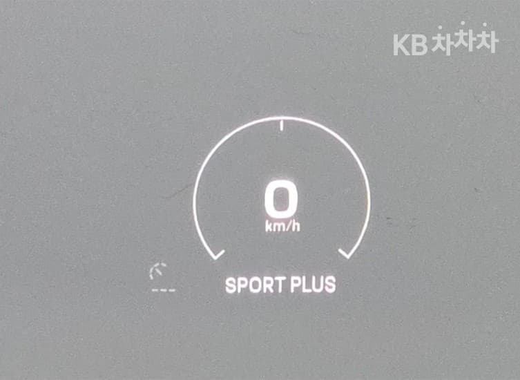 Porsche Taycan4S - 18