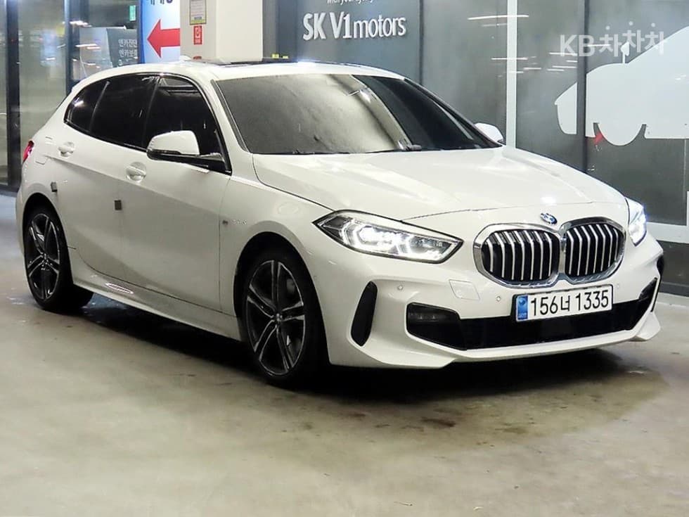 BMW 1시리즈 (F40) 120i M Sport - Image 1