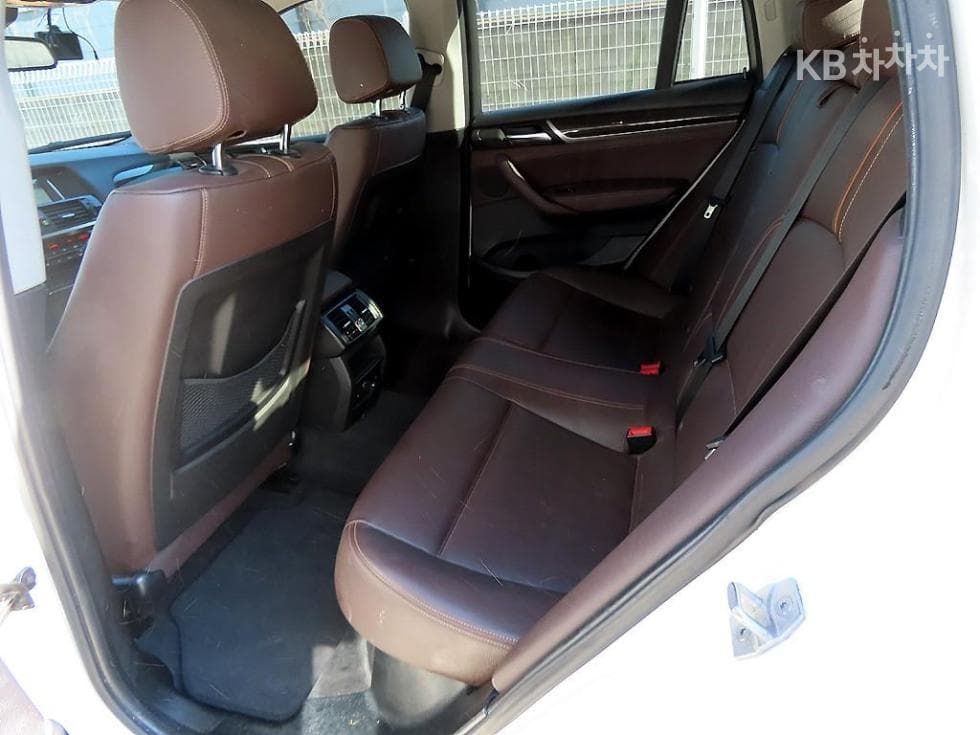 BMW X4 (F26)20d xDrive Standard - 6