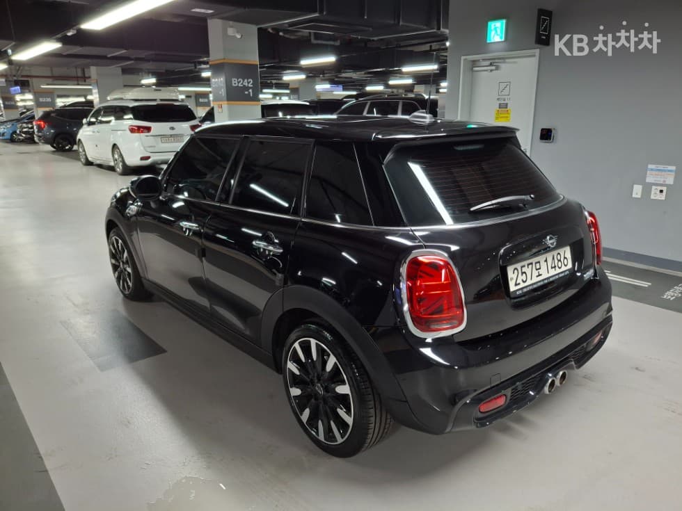 Мини Cooper 5-вратиS 2.0 하이트림 - 3