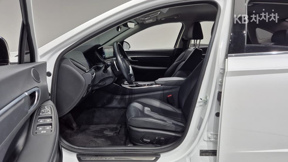 Хюндай Соната (DN8)2.0 Premium Plus - 22