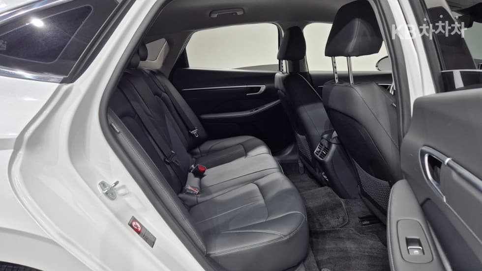 Хюндай Соната (DN8)2.0 Premium Plus - 8