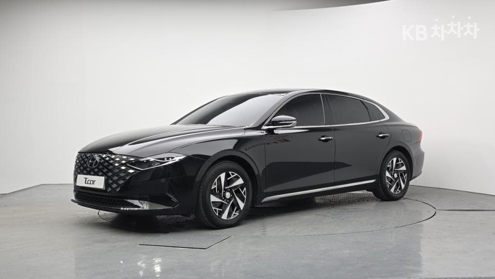 Hyundai The New (facelift) Grandeur (Azera) Hybrid 2.4 Premium - Image 1