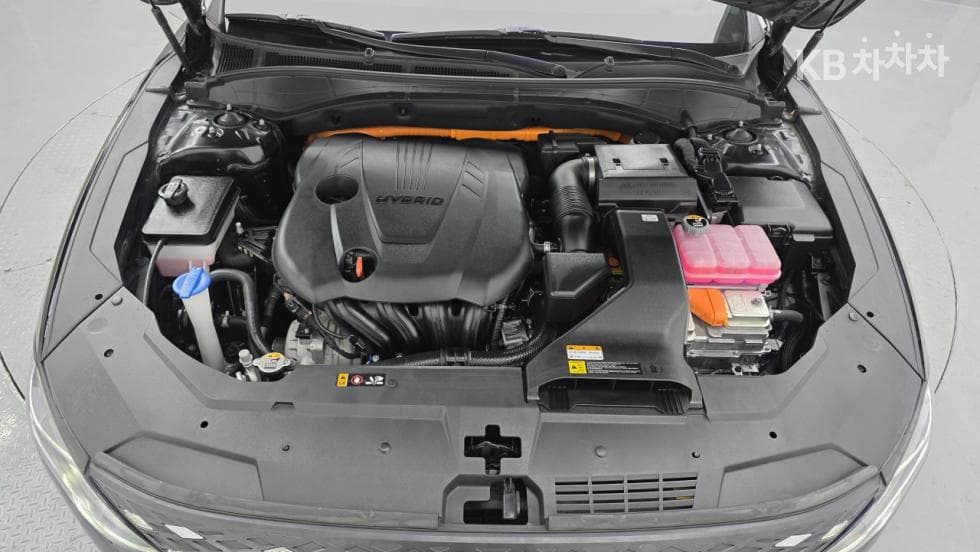 Hyundai The New (facelift) Grandeur (Azera) Hybrid2.4 Premium - 6