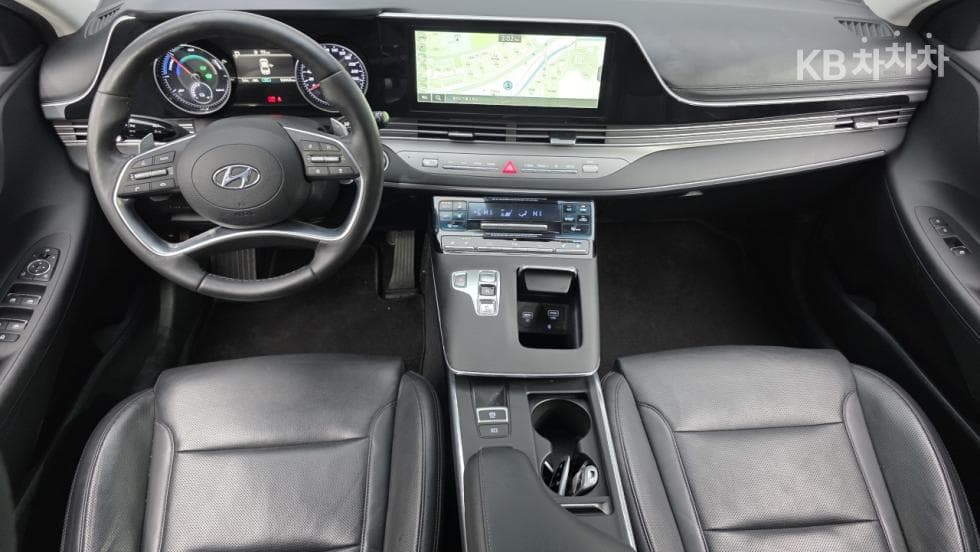 Hyundai The New (facelift) Grandeur (Azera) Hybrid2.4 Premium - 10
